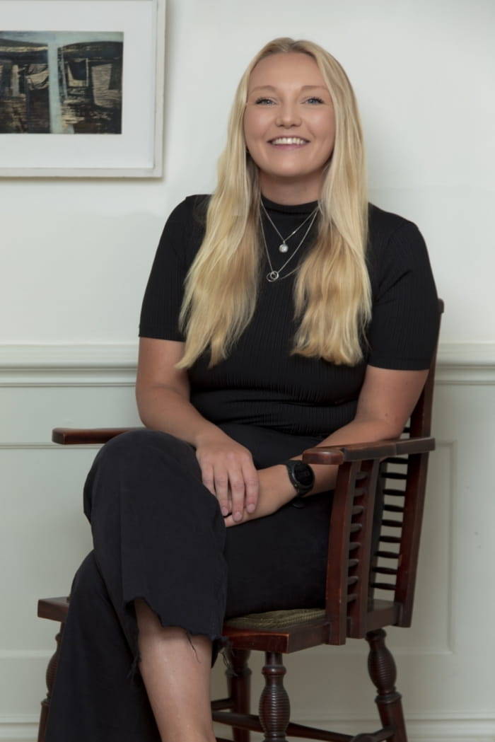 Photo portrait of Anna Jones, Senior Interior Designer at Studio Hooton